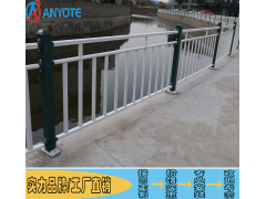 增城桥梁镀锌栏杆 黄埔河道安全围栏 广州不锈钢栏杆定制厂家图2
