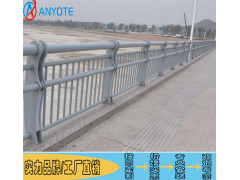 增城桥梁镀锌栏杆 黄埔河道安全围栏 广州不锈钢栏杆定制厂家图3