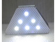骧虎XH-LKB-2A太阳能轮廓标 附着式发光轮廓标价格图3