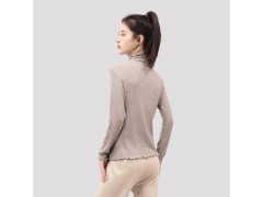 温碧霞代言IRENENA服装品牌长袖堆堆领针织衫保暖打底衫图3