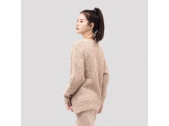 温碧霞代言IRENENA服装品牌套头长袖针织衫宽松休闲毛衣图3