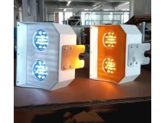 新疆大护栏警示灯 同步太阳能警示灯生产厂家图3