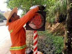 吴忠市公路太阳能黄闪灯 led黄闪警示灯 交通设施价格图3